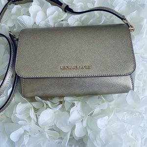 MICHAEL KORS JET SET GOLD CROSSBODY BAG
